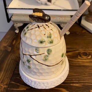 Beautiful ceramic honey pot